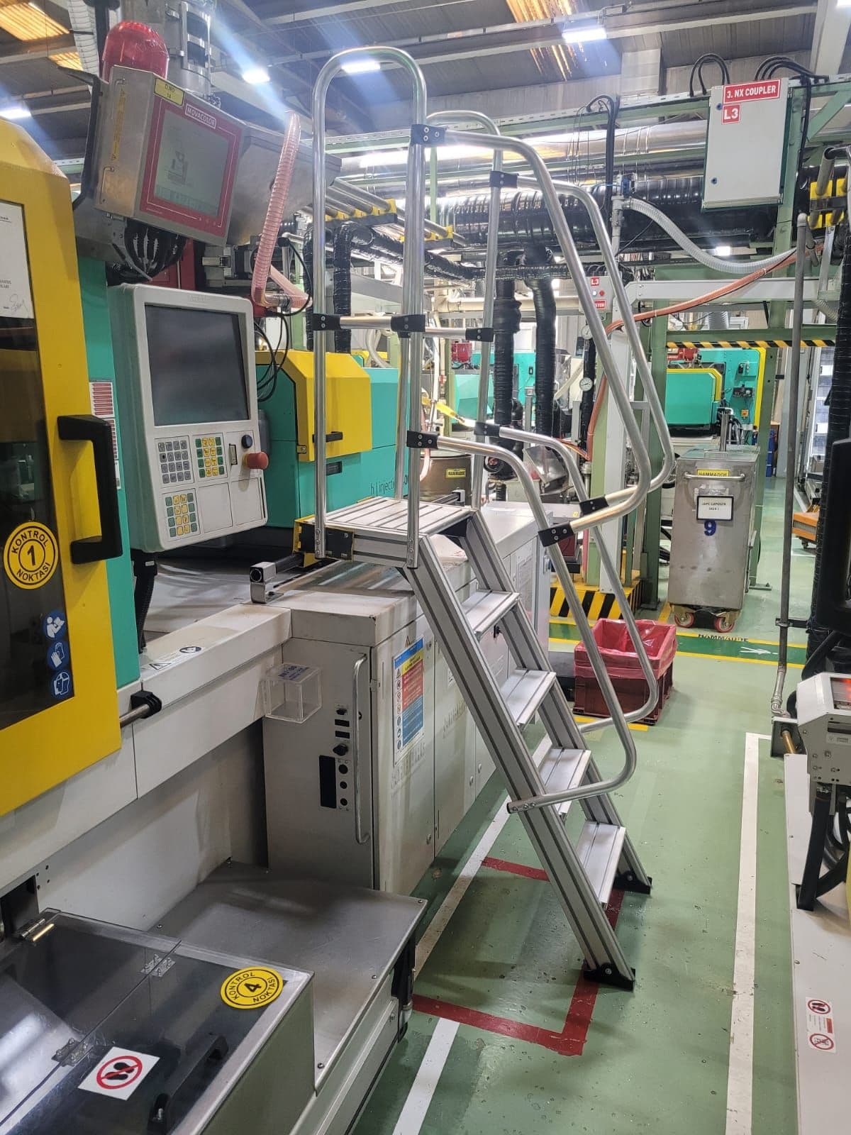 Platformlu Merdivenler